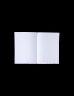 Kariertes Notizbuch