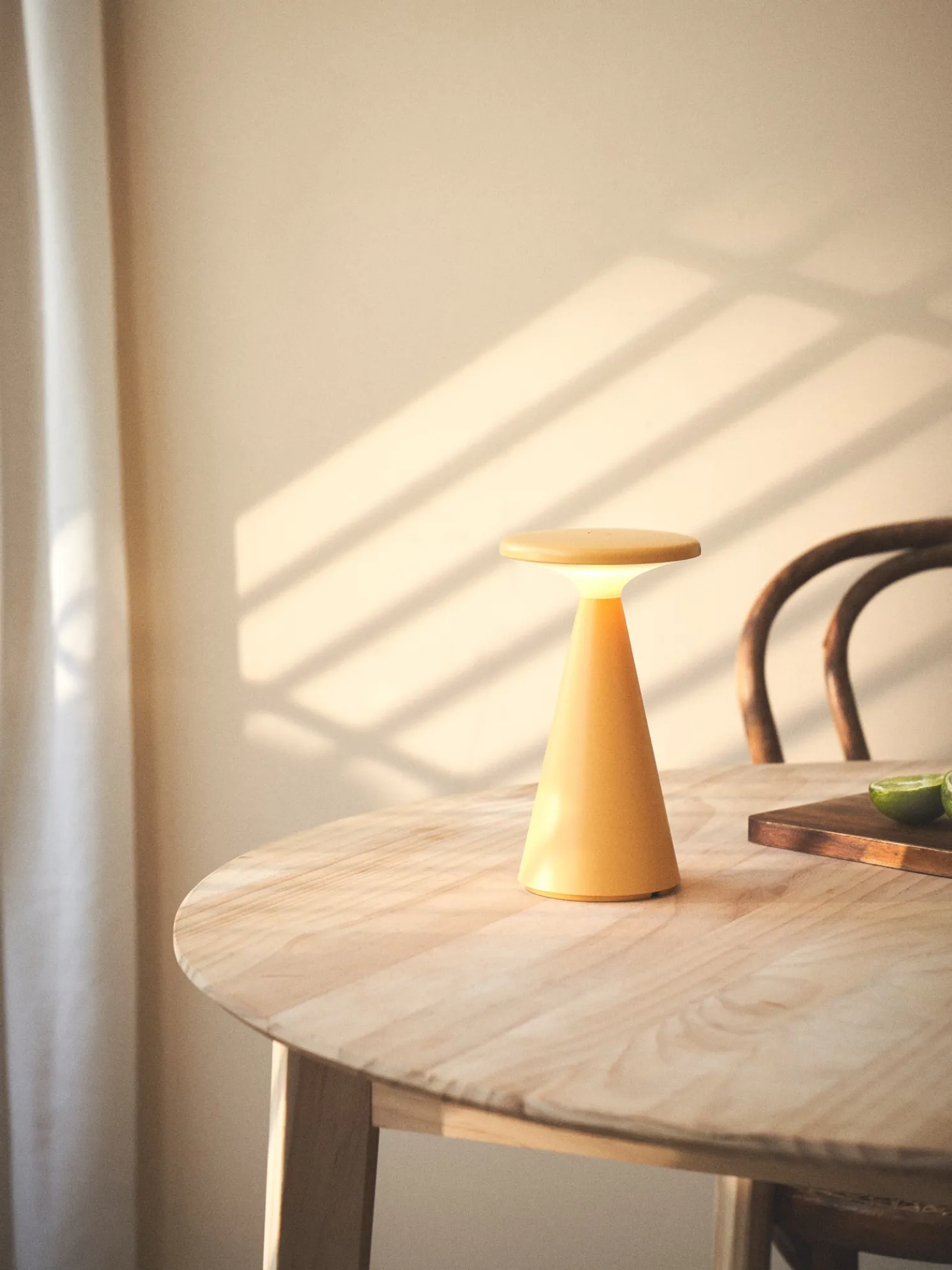 LED-Tischlampe