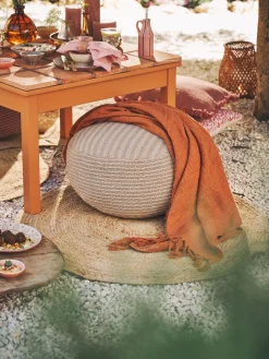 Pouf