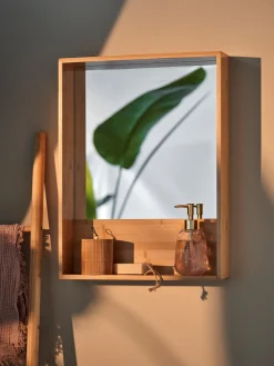 Spiegelregal